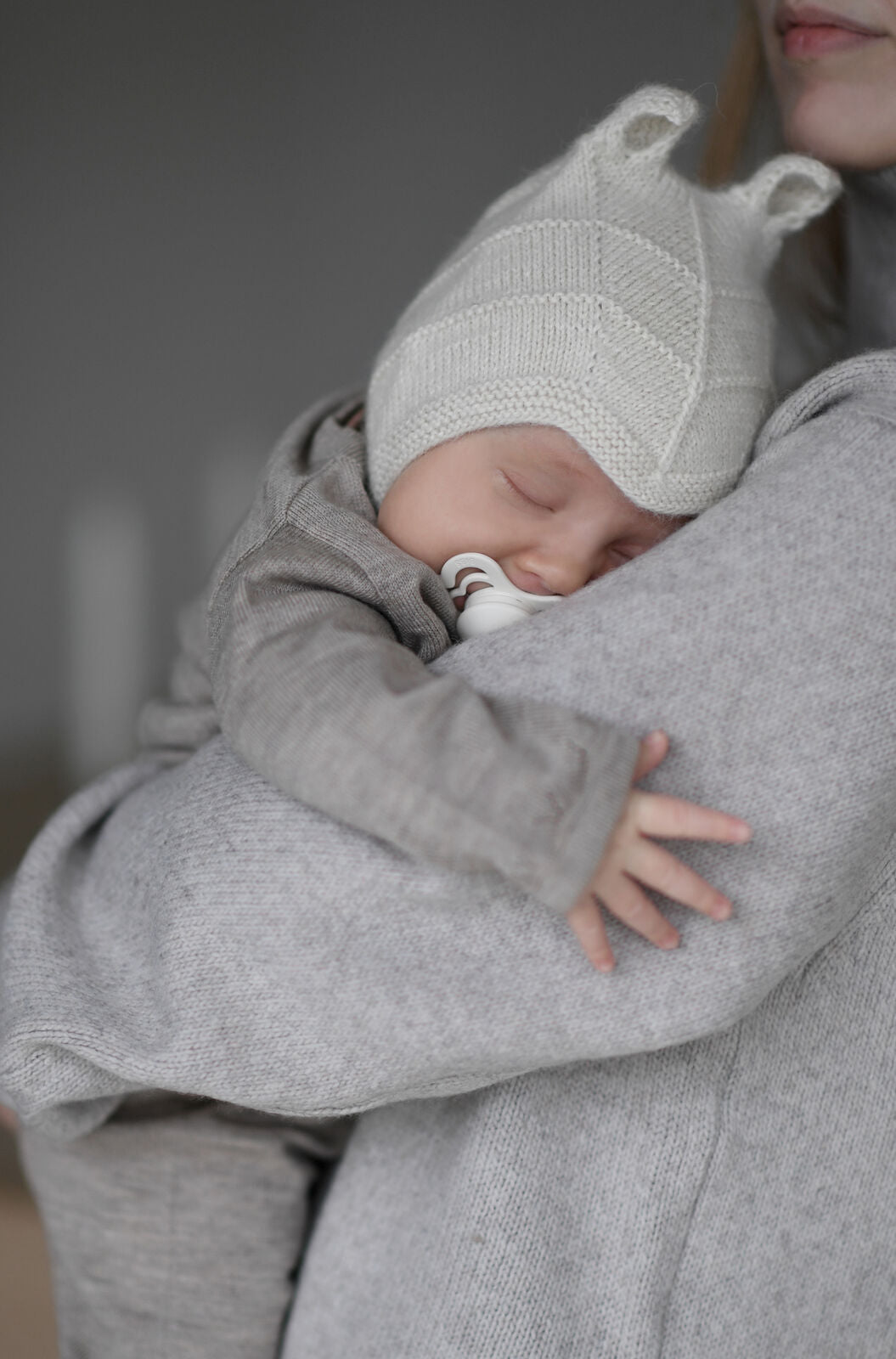 Bonnet Ears Alpaca Wool, braun