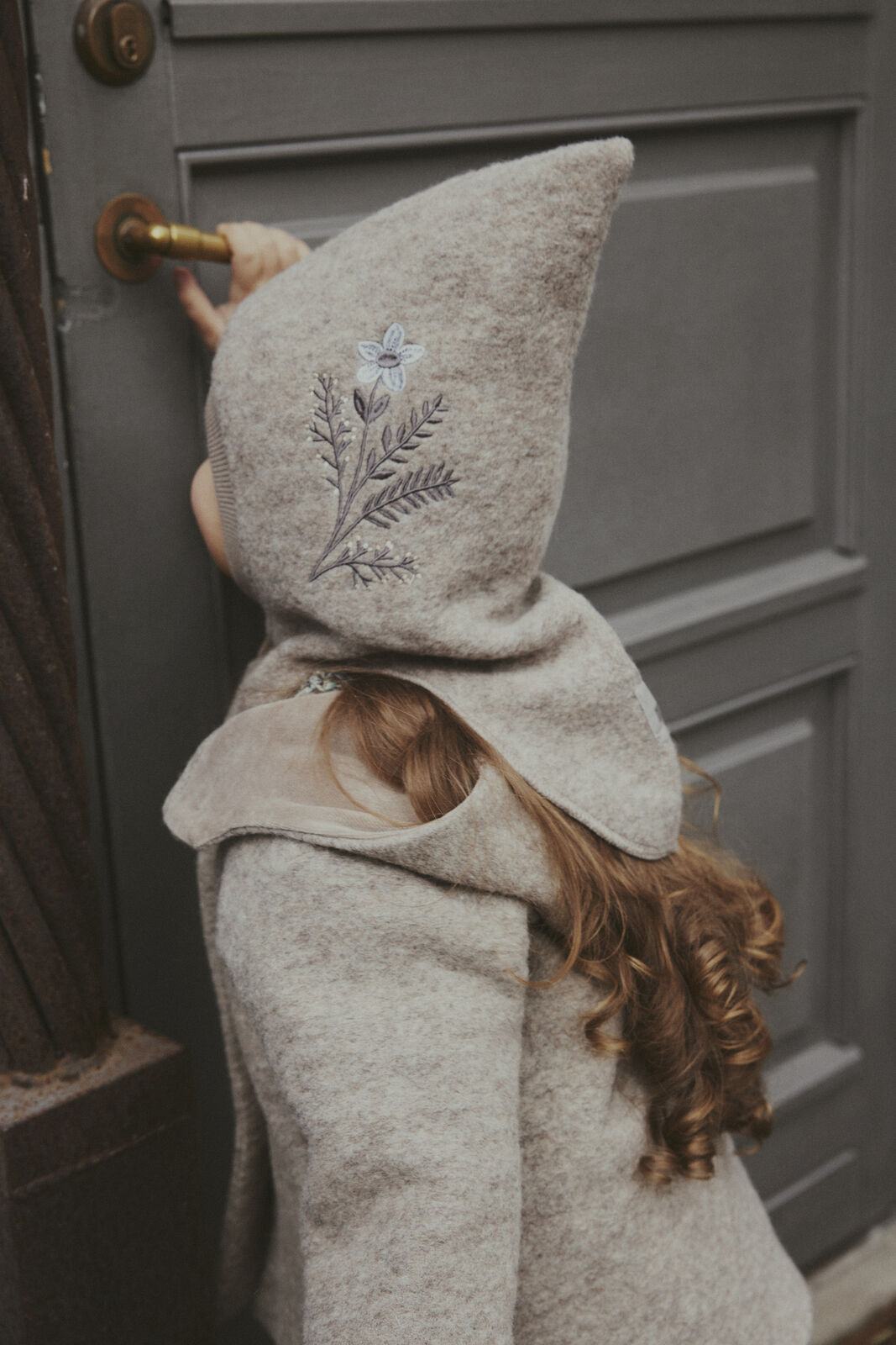 Schlupfmütze aus Wolle mit Velourfutter, div. Farben