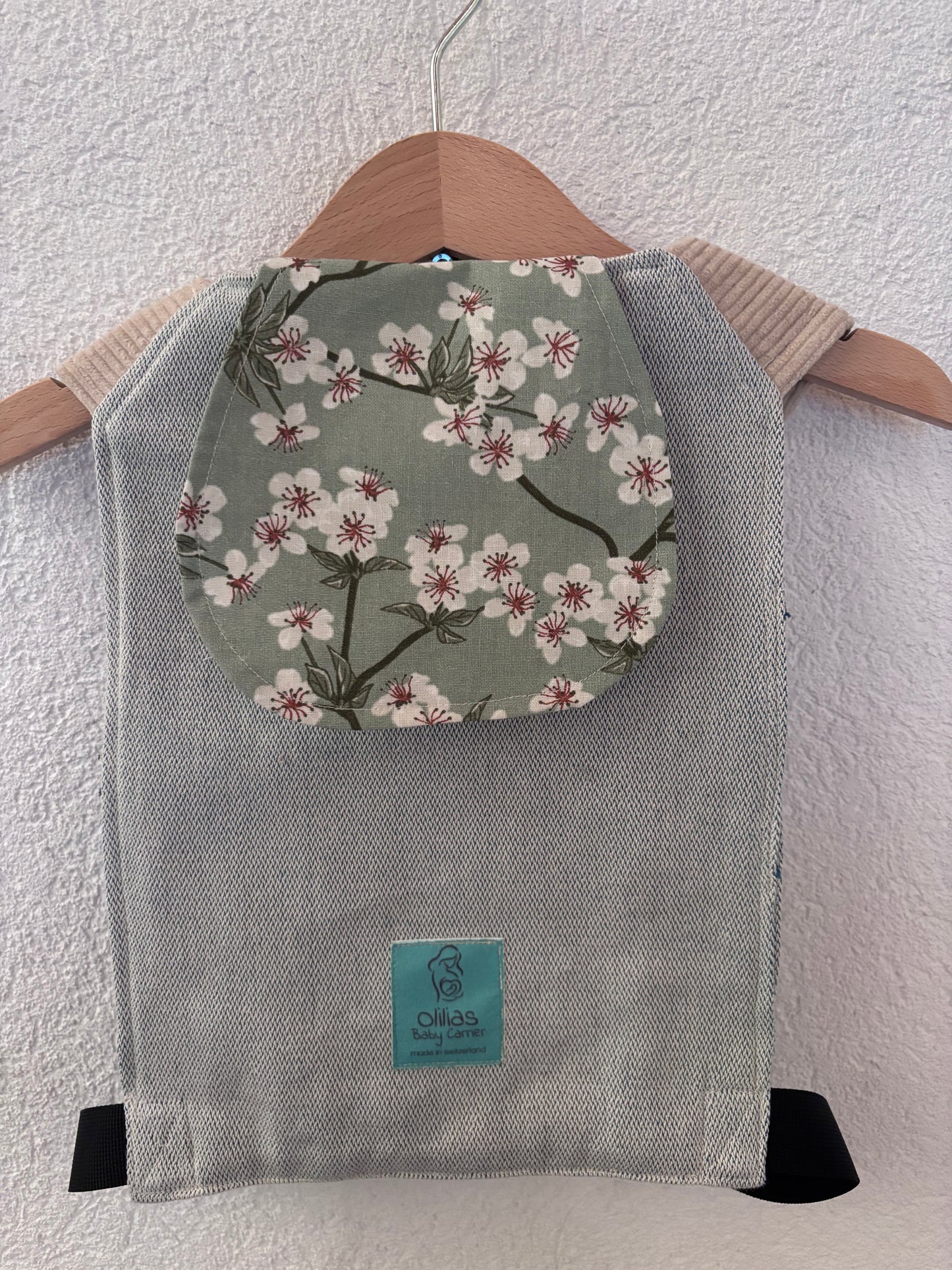 Puppen-Onbu Kirschblüten