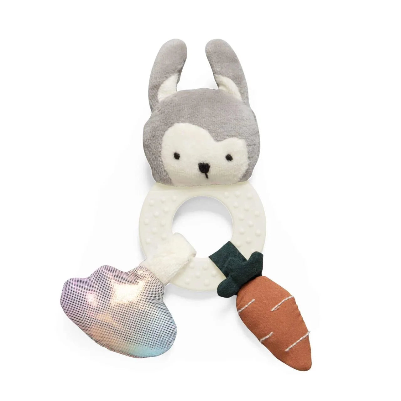 Aktivitäts-Rassel Siggy das Kaninchen von Sebra mit sensorischen Details, darunter eine Karotte und ein Blatt, aus der Woodland-Kollektion.