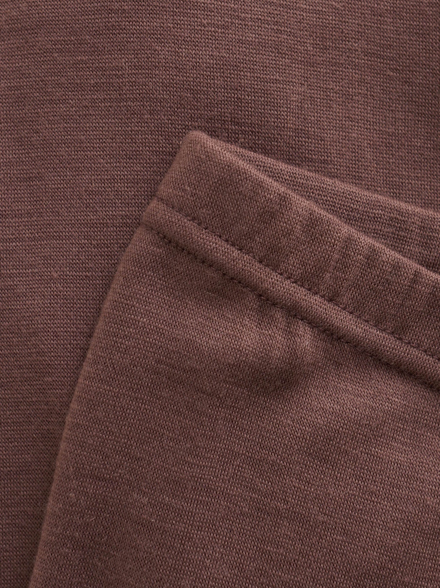 Detailansicht des weichen Merinowoll-Stoffs der CeLaVi Leggings – Bärechind Winterthur, Zürich, Schweiz.