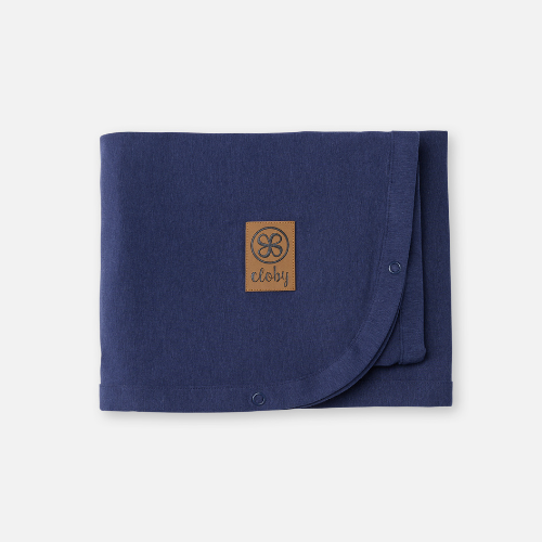 Cloby UV Tuch navy als Sonnenschutz für Kinderwagen und Trage für Babys und Kinder im nachhaltigen Kinderladen Bärechind Winterthur Schweiz.