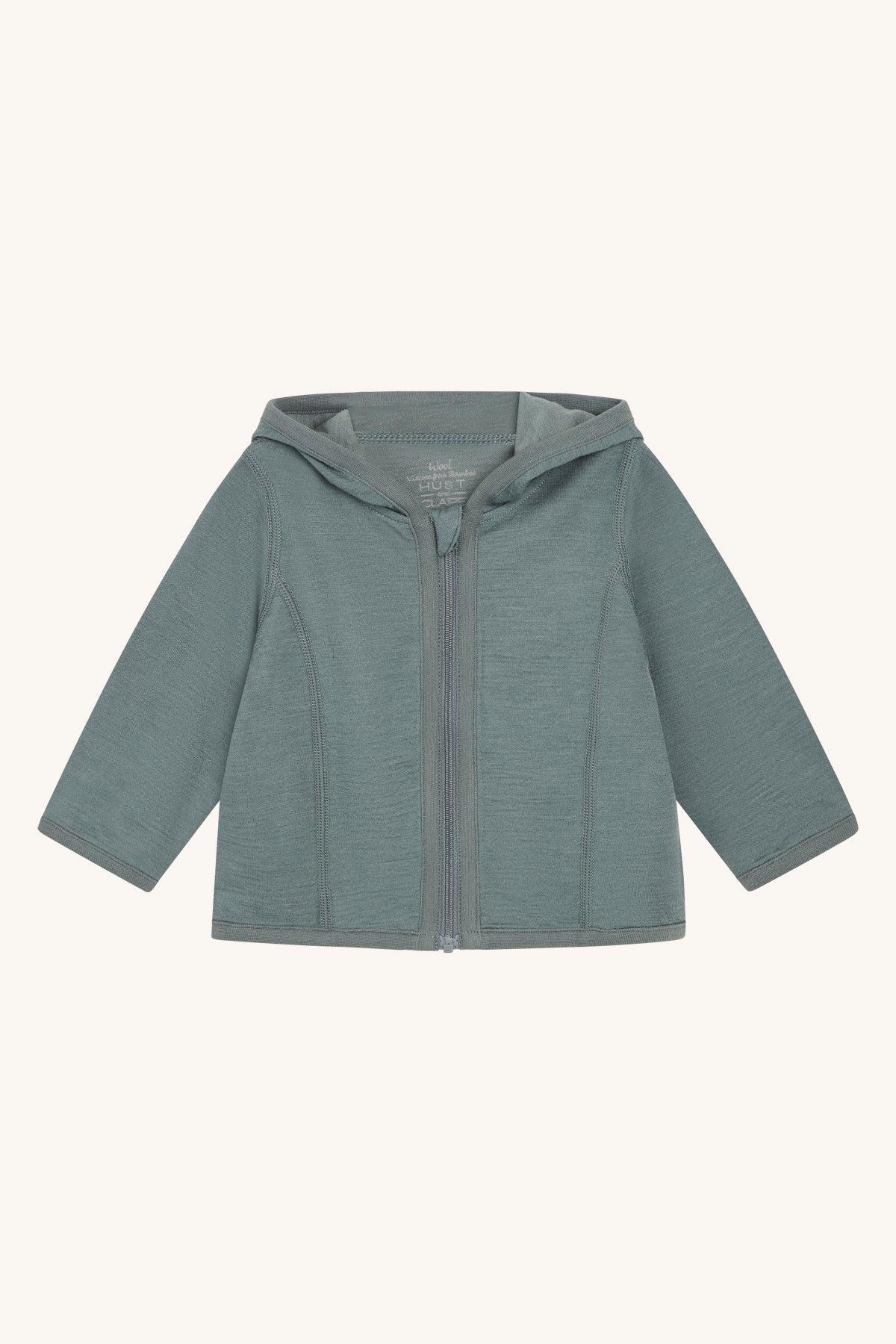 Camil Wolljacke, mint
