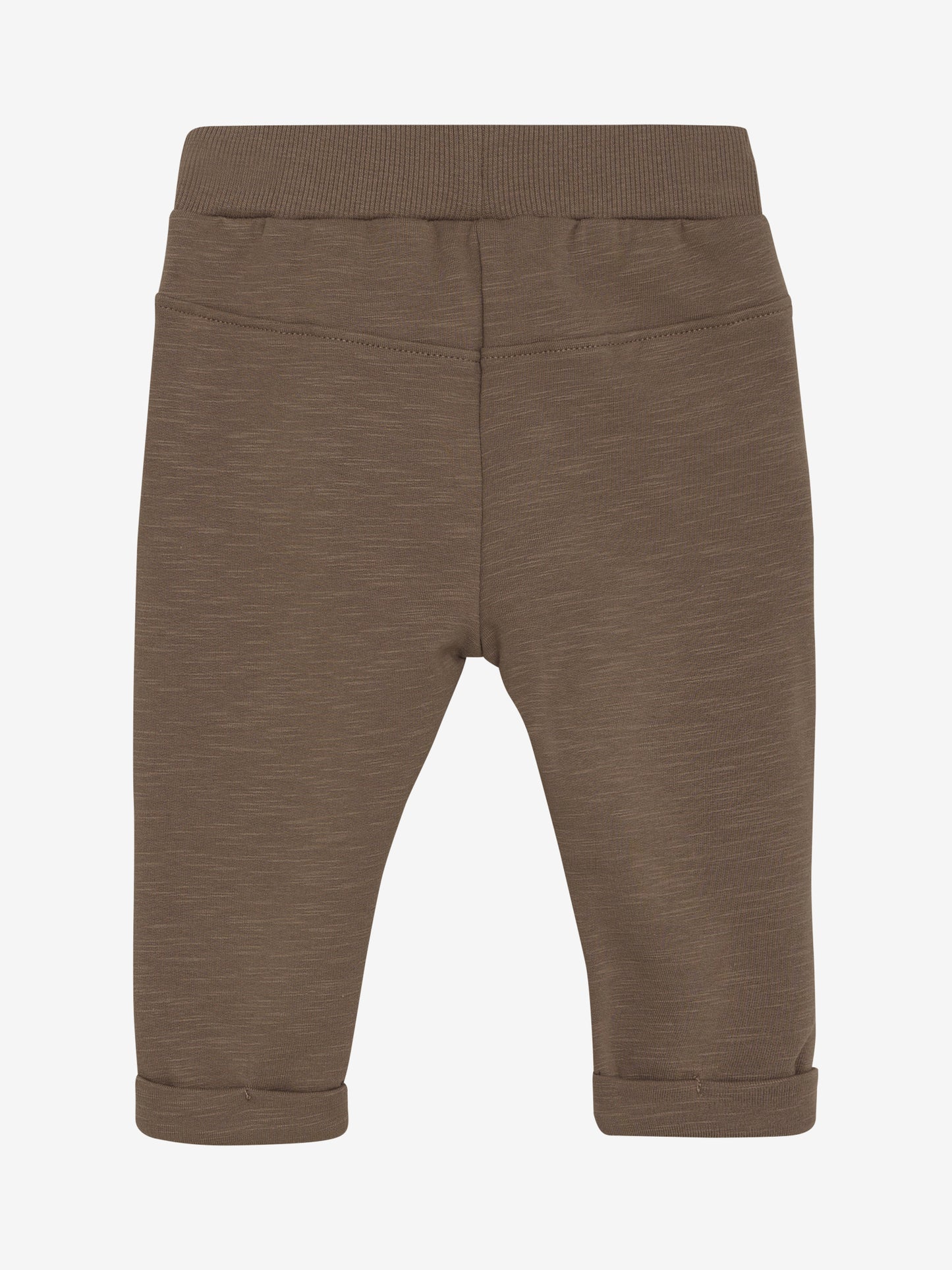 Rückseite der braunen Babyhose von Minymo – schlichte Bio-Baumwolle