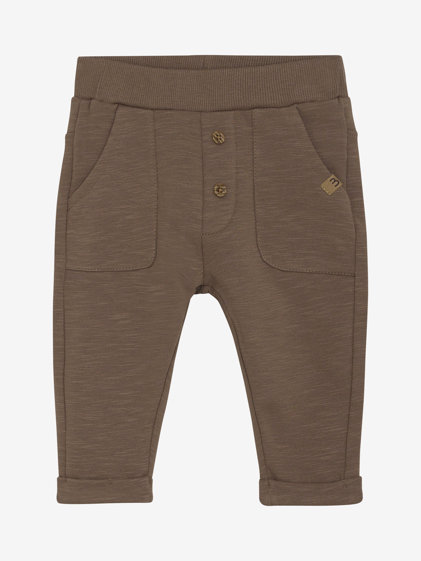Baby Sweatpants von Minymo in Braun – Vorderansicht mit Taschen und Knöpfen