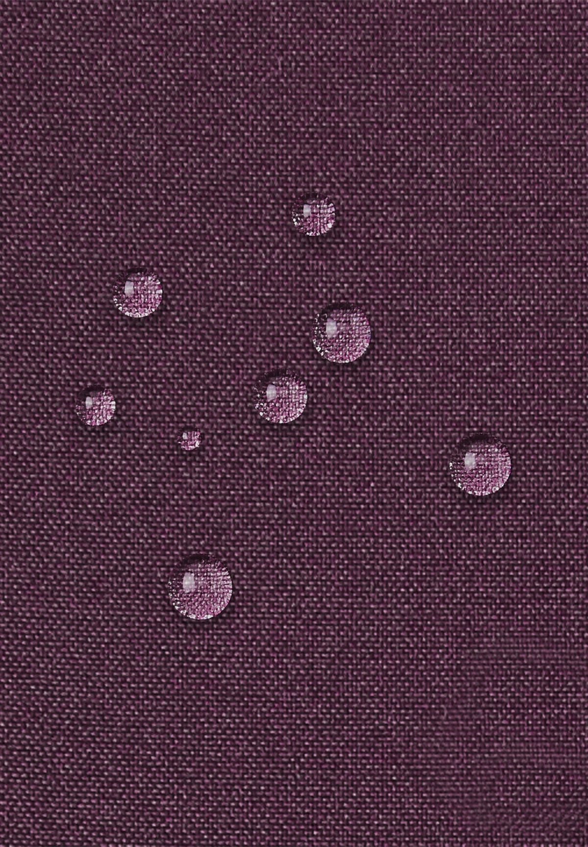 Bärechind Nahaufnahme des reflektierenden Prints auf den Reima Milne Fingerhandschuhen in Deep Purple