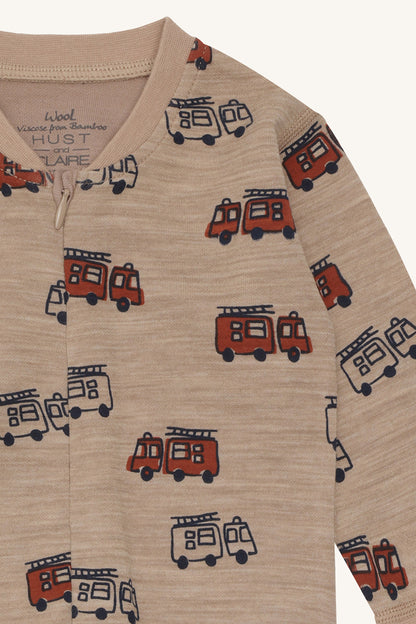 Manu Firetruck Zip, Biscuit