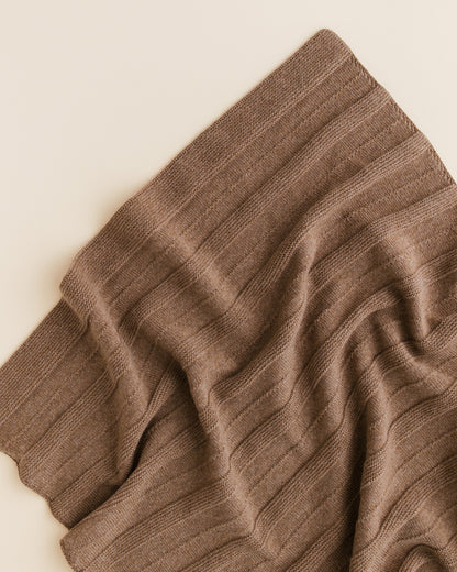 Babydecke Holly aus Merinowolle, Walnut