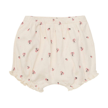 Nahaufnahme der Shorts aus dem Minymo Schlafanzug-Set mit elastischem Bund und Marienkäfer-Print.