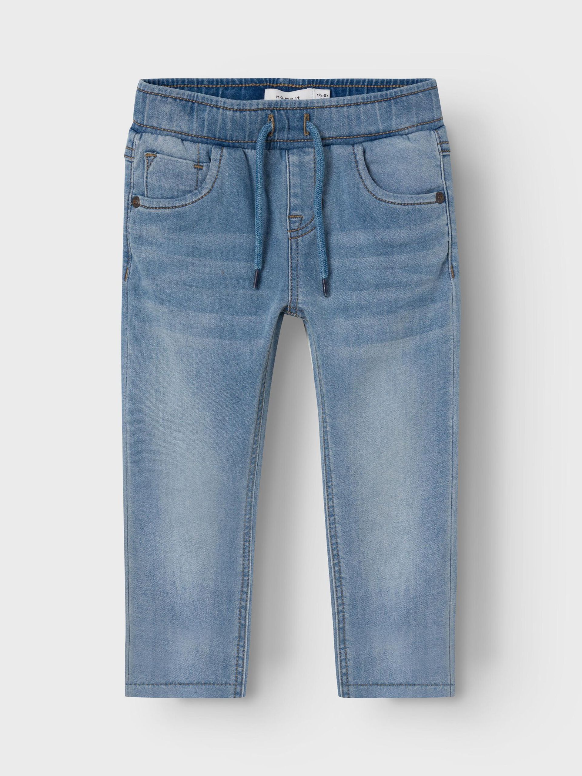 Slim Fit Kinder-Jeans in Hellblau – Vorderansicht