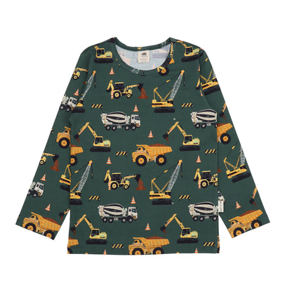 Grünes Langarmshirt mit Baustellenprint aus Bio-Baumwolle – erhältlich bei Bärechind in Winterthur, Zürich, Schweiz.