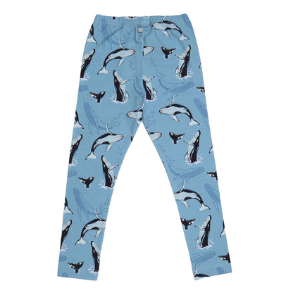 Rückansicht der Kinderleggings mit Walen aus Bio-Baumwolle – zu kaufen bei Bärechind in Winterthur, Zürich, Schweiz.
