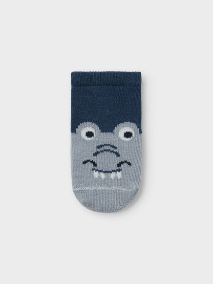 Vorderansicht Baby-Socken in Insignia Blue mit Tiermotiv, Bärechind, Winterthur, Zürich Schweiz
