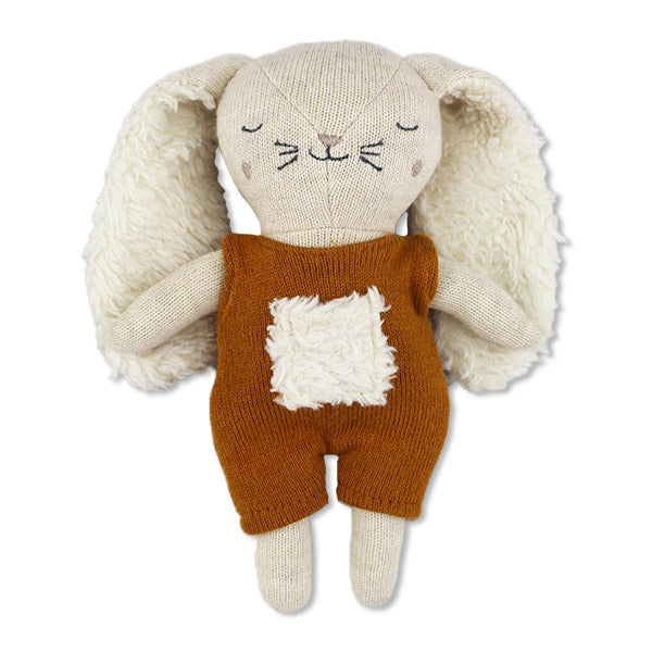 Babyrassel Hase rost von Ava&Yves aus Bio Baumwolle –zu kaufen im Kinderladen Bärechind Winterthur Zürich Schweiz.