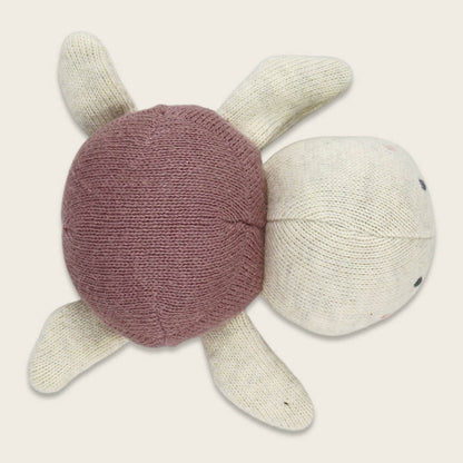 Babyrassel Schildkröte rosa aus Bio Baumwolle von Ava&Yves – kaufen im Kinderladen Bärechind Winterthur Zürich Schweiz.