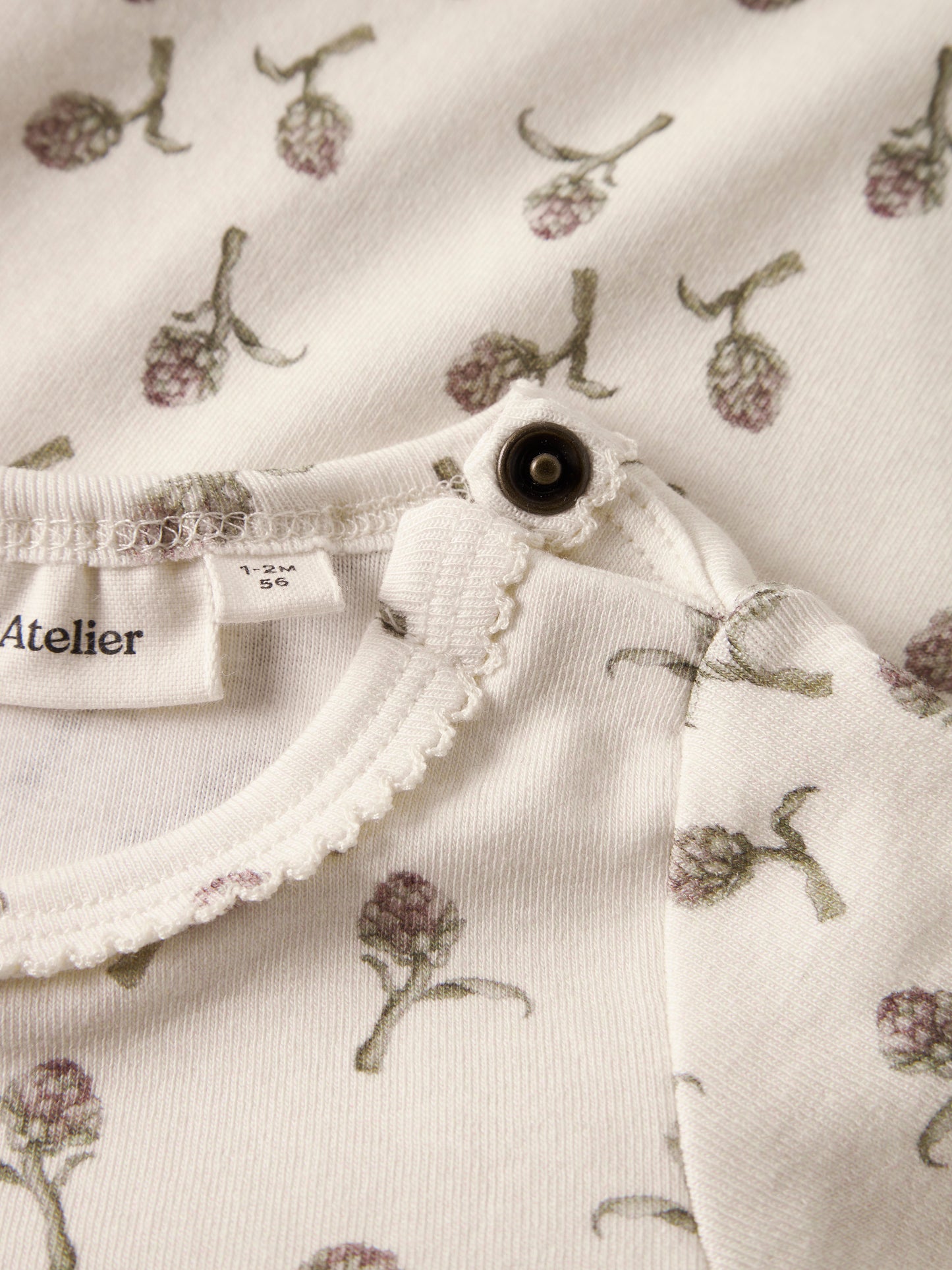 Lil'Atelier Langarmbody mit Blumenprint bei Bärechind