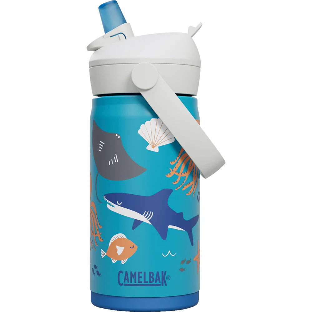 CamelBak Kindertrinkflasche aus Edelstahl mit Meeresmotiv – Robuste und auslaufsichere Trinkflasche für Kinder, erhältlich bei Baerechind in Winterthur, Zürich, Schweiz.