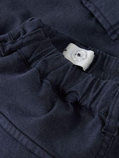 Detailansicht des elastischen Bunds der NAME IT Kinder Cargo-Hose, Bärechind Winterthur Zürich Schweiz.