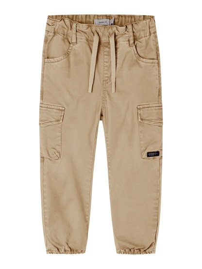 Kinder-Cargohose R Twin von name it – Frontalansicht, erhältlich im Bärechind in Winterthur