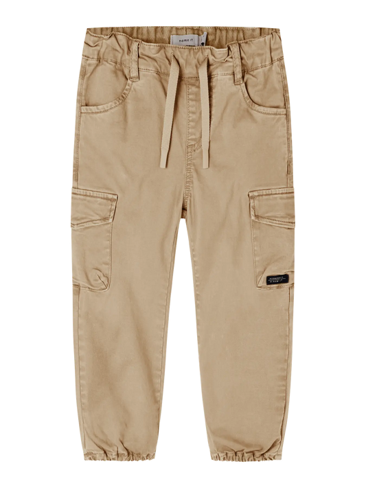 Kinder-Cargohose R Twin von name it – Frontalansicht, erhältlich im Bärechind in Winterthur