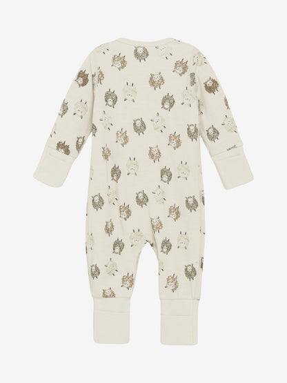 Rückseite des CeLaVi Jumpsuits mit Schaf-Muster – zu kaufen im Bärechind in Winterthur, Zürich, Schweiz.