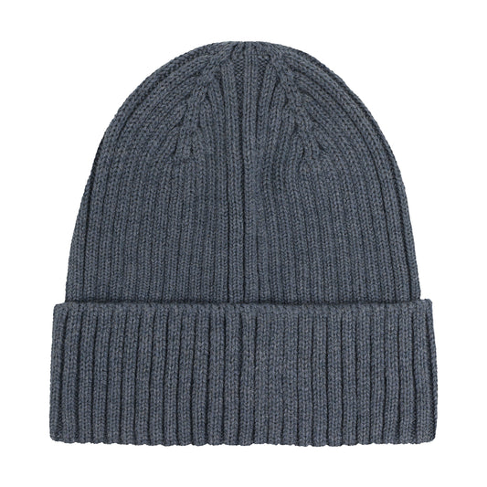 Strickmütze, die sich gut mit dem Halswärmer kombinieren lässt