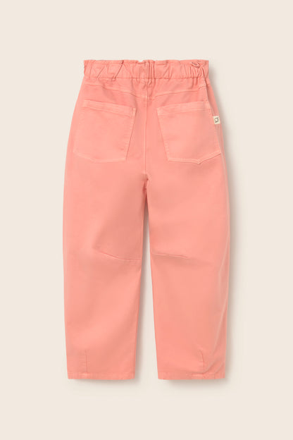 Kinderhose in Pfirsichfarbe von Cozmo Rückansicht im Bärechind Winterthur