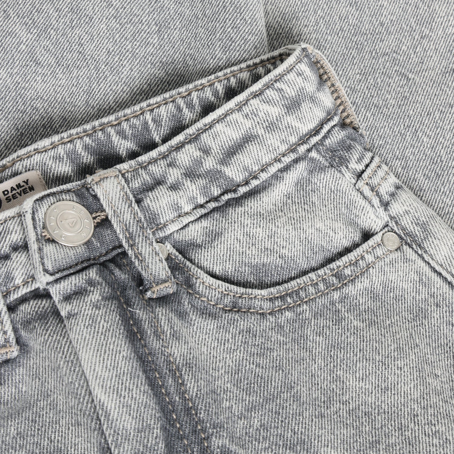Daily Seven Barrel Fit Jeans Hellgrau bei Bärechind