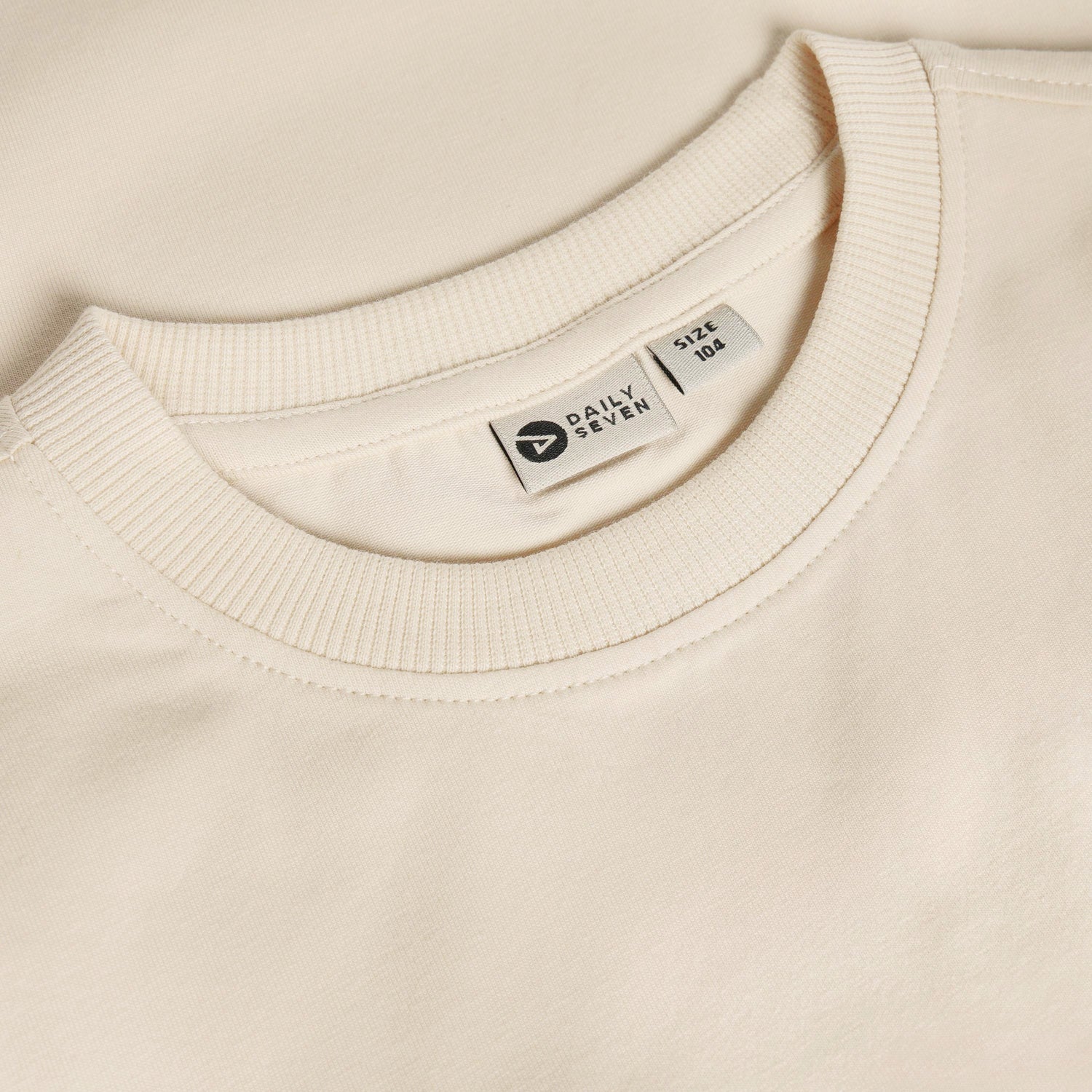 Daily Seven T-Shirt Basic Creme bei Bärechind