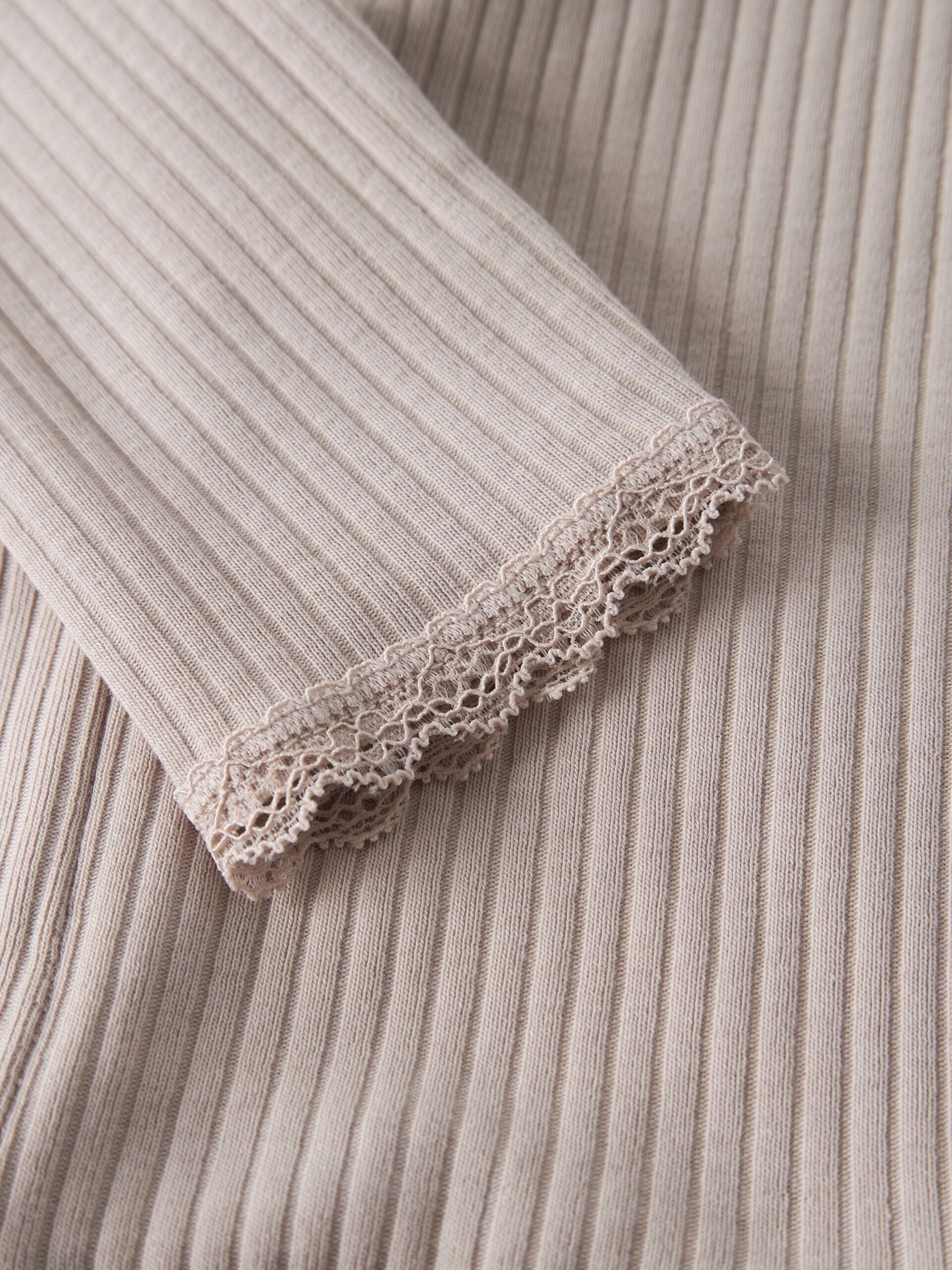 NAME IT Detailansicht Rippstruktur beige Leggings aus Baumwolle, im Bärechind Winterthur Zürich Schweiz kaufen
