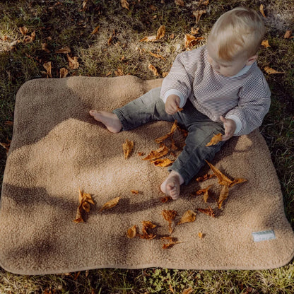 Emma & Noah Merino Babydecke für Babys und Kinder im Herbst
