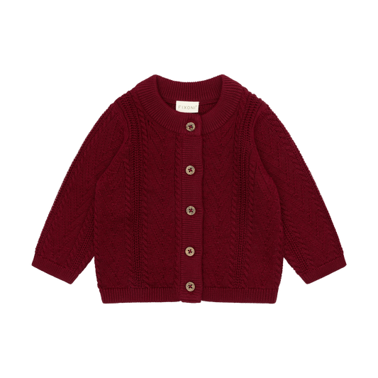 Strickcardigan in warmem Rot mit Knopfverschluss und Zopfmuster