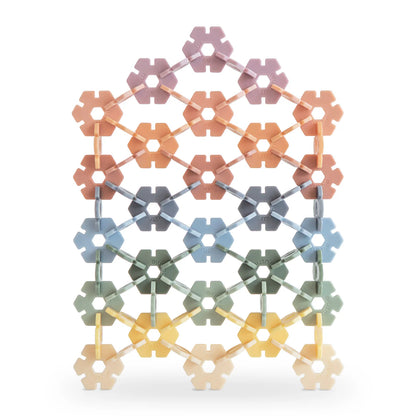 HEX Connect Steckspiel von Mushie aus BPA-freiem Kunststoff, nachhaltiges Spielzeug im Bärechind Winterthur Zürich Schweiz.