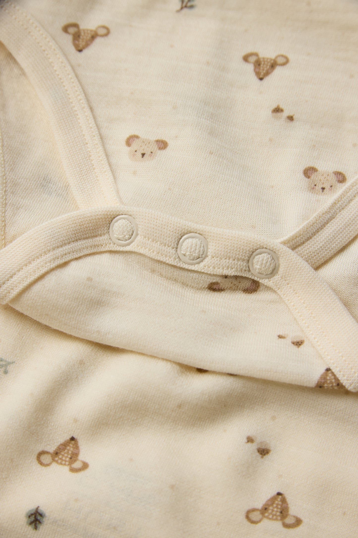 Bärechind Detailansicht Baloo Merino Bambus Langarmbody, Off White
