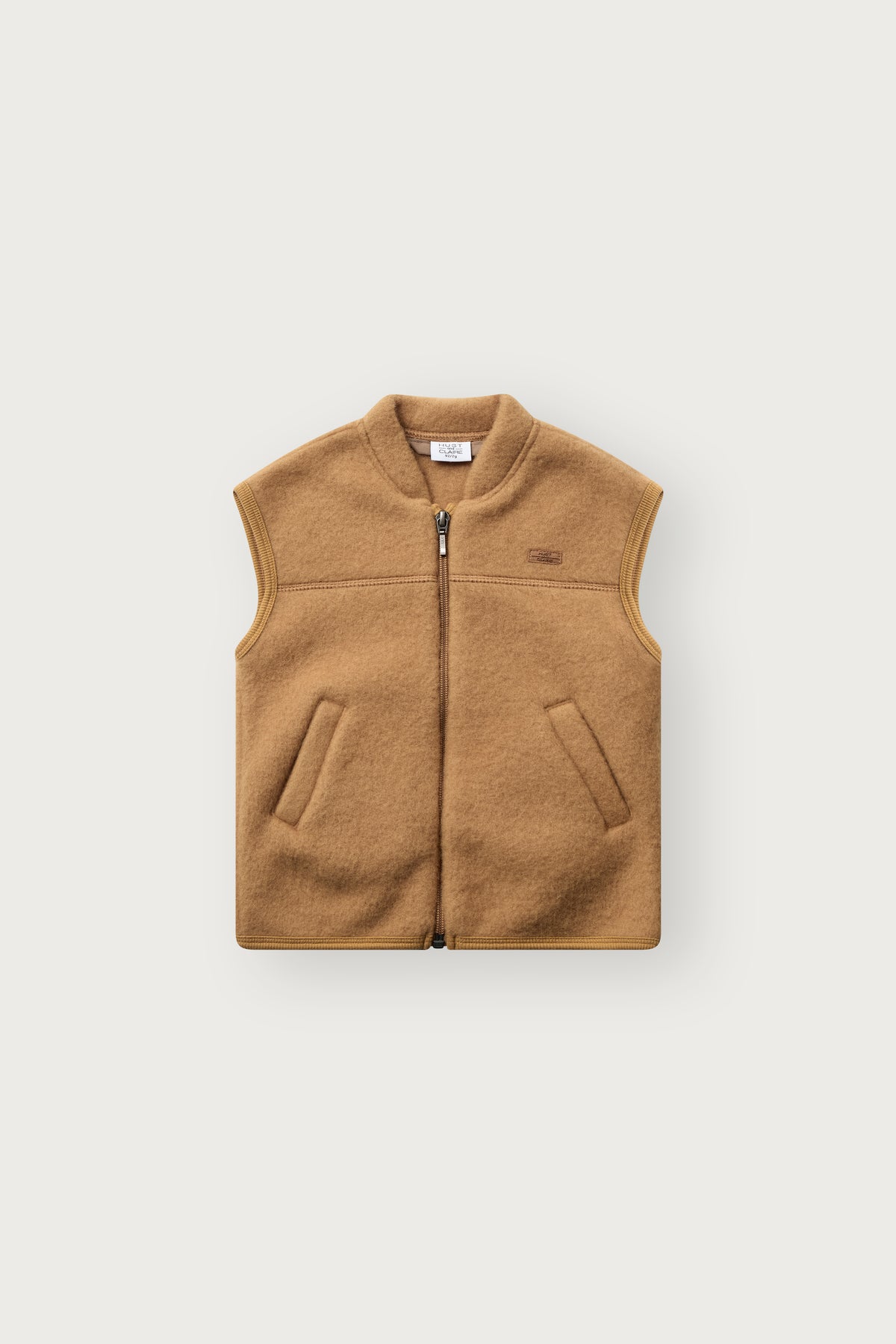 Emilo Merino Weste in Old Mustard, Vorderansicht