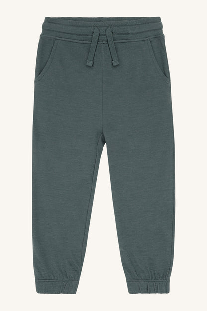 Galon Trainerhose von Hust & Claire in Balsam Green, Vorderansicht