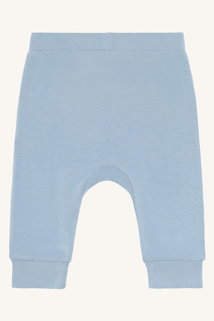 Hust & Claire Gusti Hose aus Bambus Viskose in Hellblau für Babys und Kleinkinder im Bärechind Winterthur
