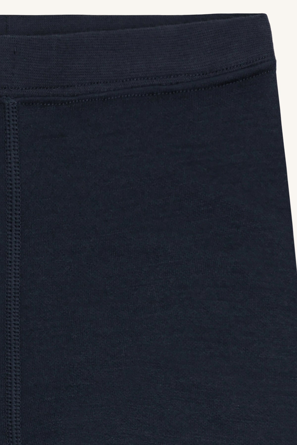 Detailaufnahme der Wolle-Bambus-Strickstruktur der Hust & Claire Laki Leggings in Blues bei Bärechind
