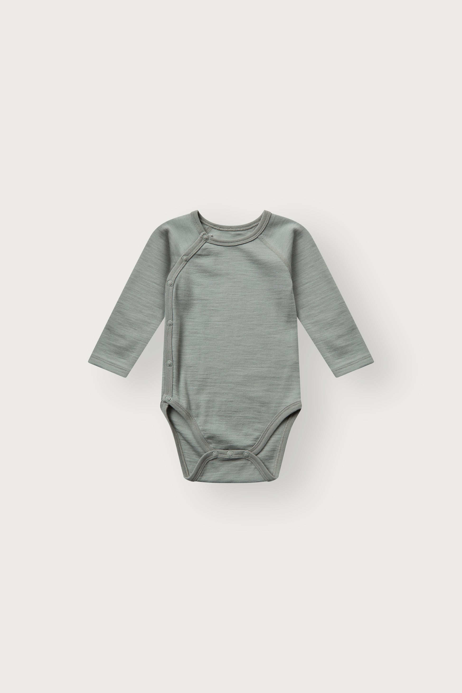 Merino Wickelbody von Hust & Claire in Slate Green, Vorderansicht