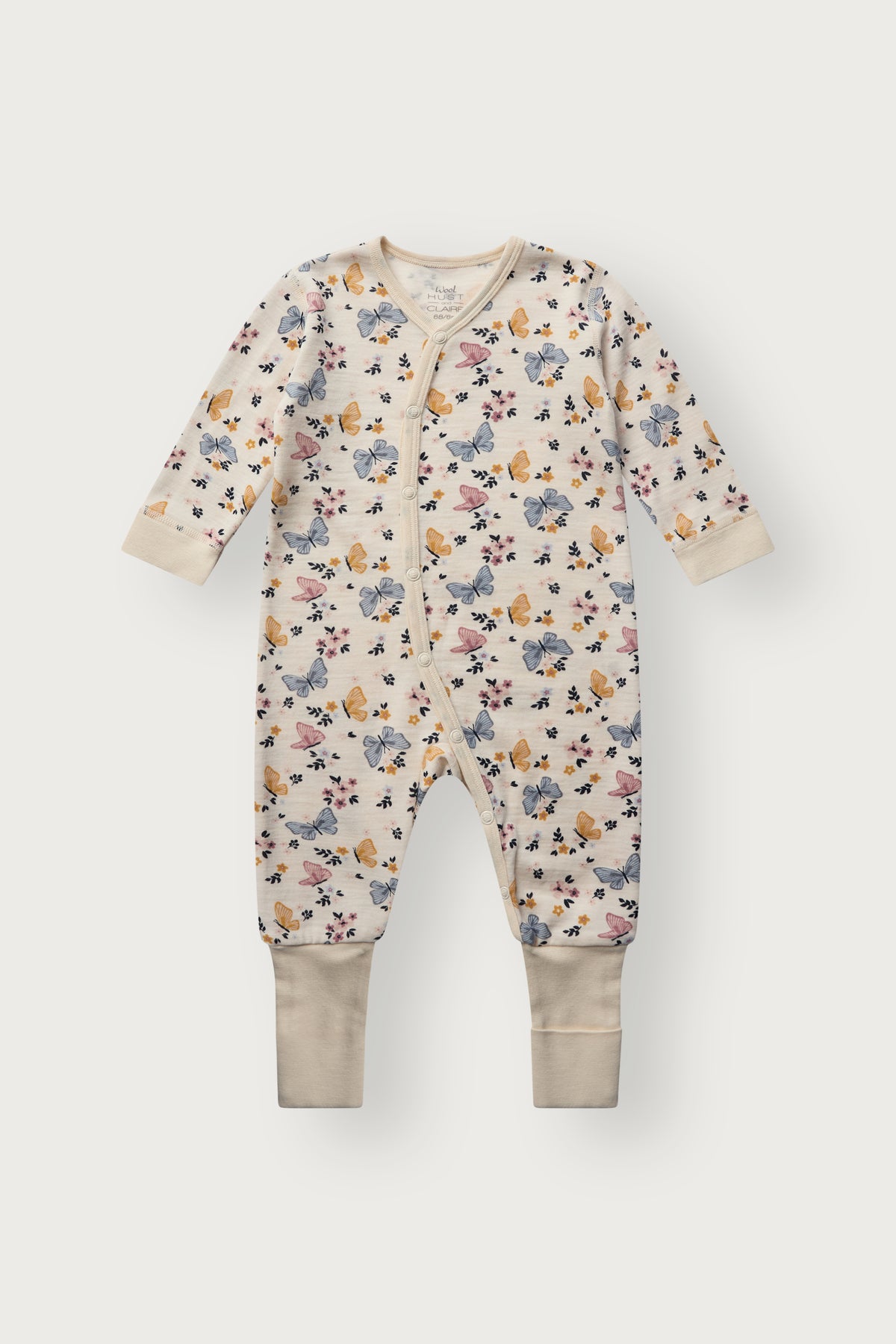 Mobi Merino Strampler von Hust & Claire mit Schmetterlingsprint in Off White, Vorderansicht