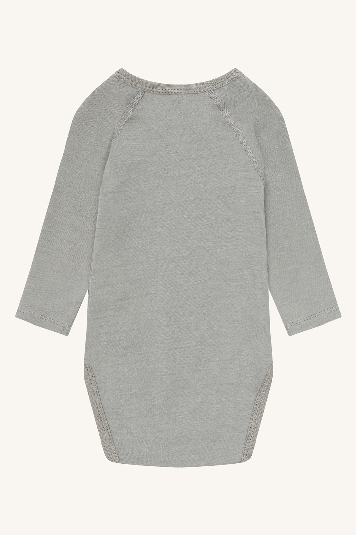 Hust&Claire Wollbody in Grau flachliegend – nachhaltige Merinowolle bei Bärechind Winterthur Zürich Schweiz