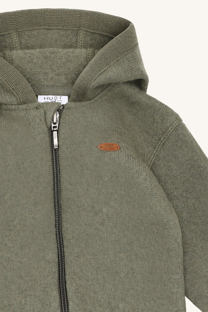 Detailansicht Hust&Claire Wollwalk Overall Maddy Turtle – Reissverschluss und Bündchen, Bärechind Winterthur Zürich Schweiz