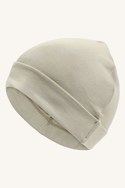 Detailansicht der Bambus Viskose Beanie Floor von Hust&Claire, Bärechind Winterthur, Zürich, Schweiz.