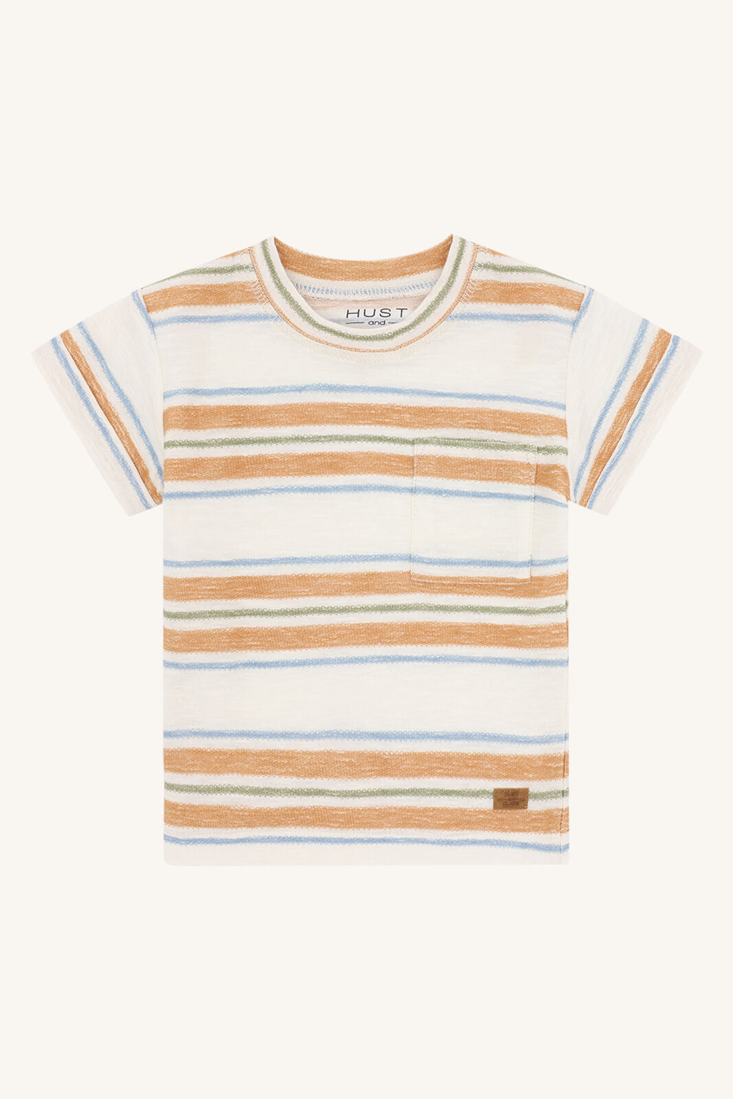 Anton Baumwoll T-Shirt von Hust&Claire mit Streifenmuster in Naturtönen, Bärechind Winterthur, Zürich, Schweiz.