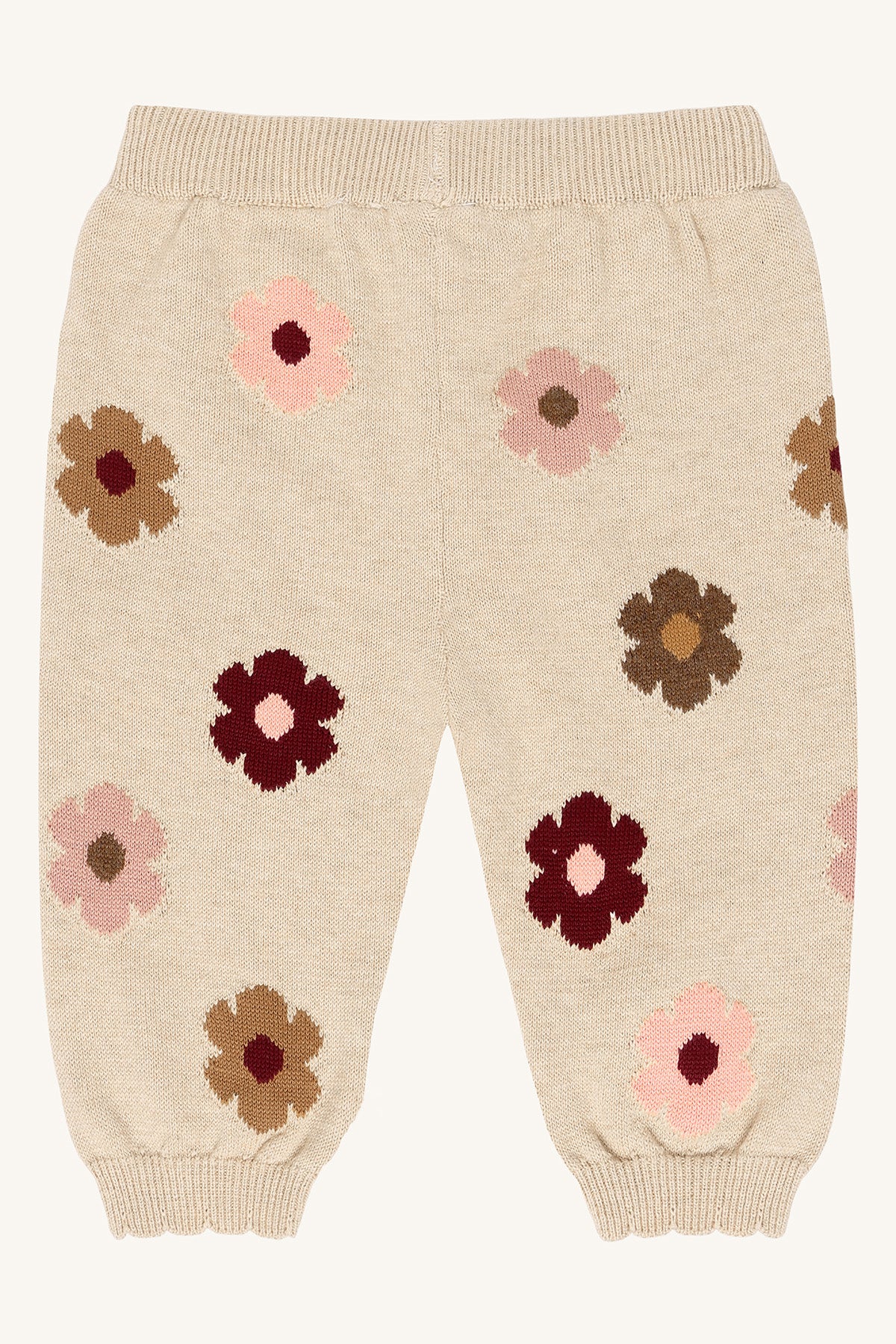 Nahaufnahme der Blumenstickerei auf dem Lisa Flower Hose in Old Beige Melange