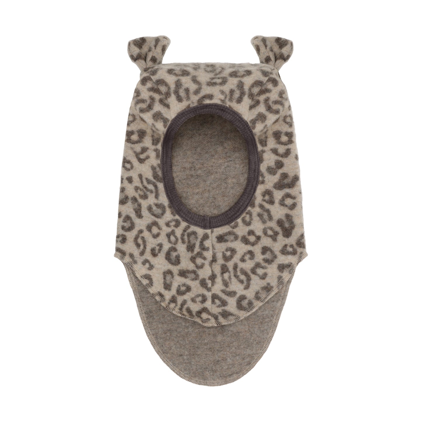 Seitenansicht der Merino Schlupfmütze mit Bärenohren und Leopardenprint