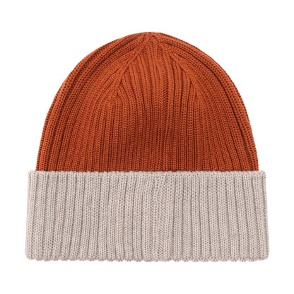 Rückansicht der Merino Strickmütze in Brown
