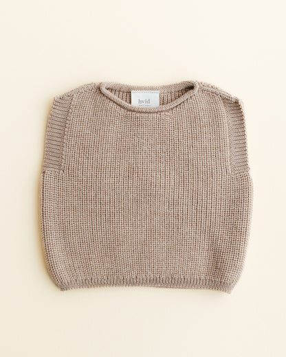 Hvid Baby Strickweste Harvey in Sand, nahtlos gestrickt aus Merinowolle
