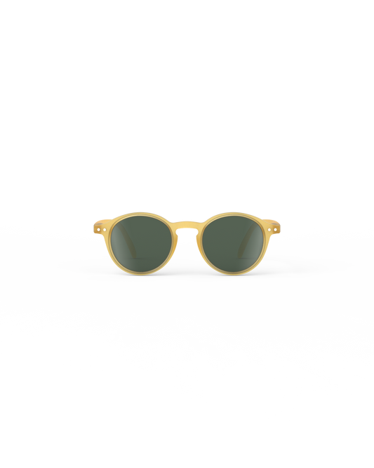 IZIPIZI Kinder Sonnenbrille Honey Yellow für 3–5 Jahre Vorderansicht – erhältlich bei Bärechind Winterthur Zürich Schweiz
