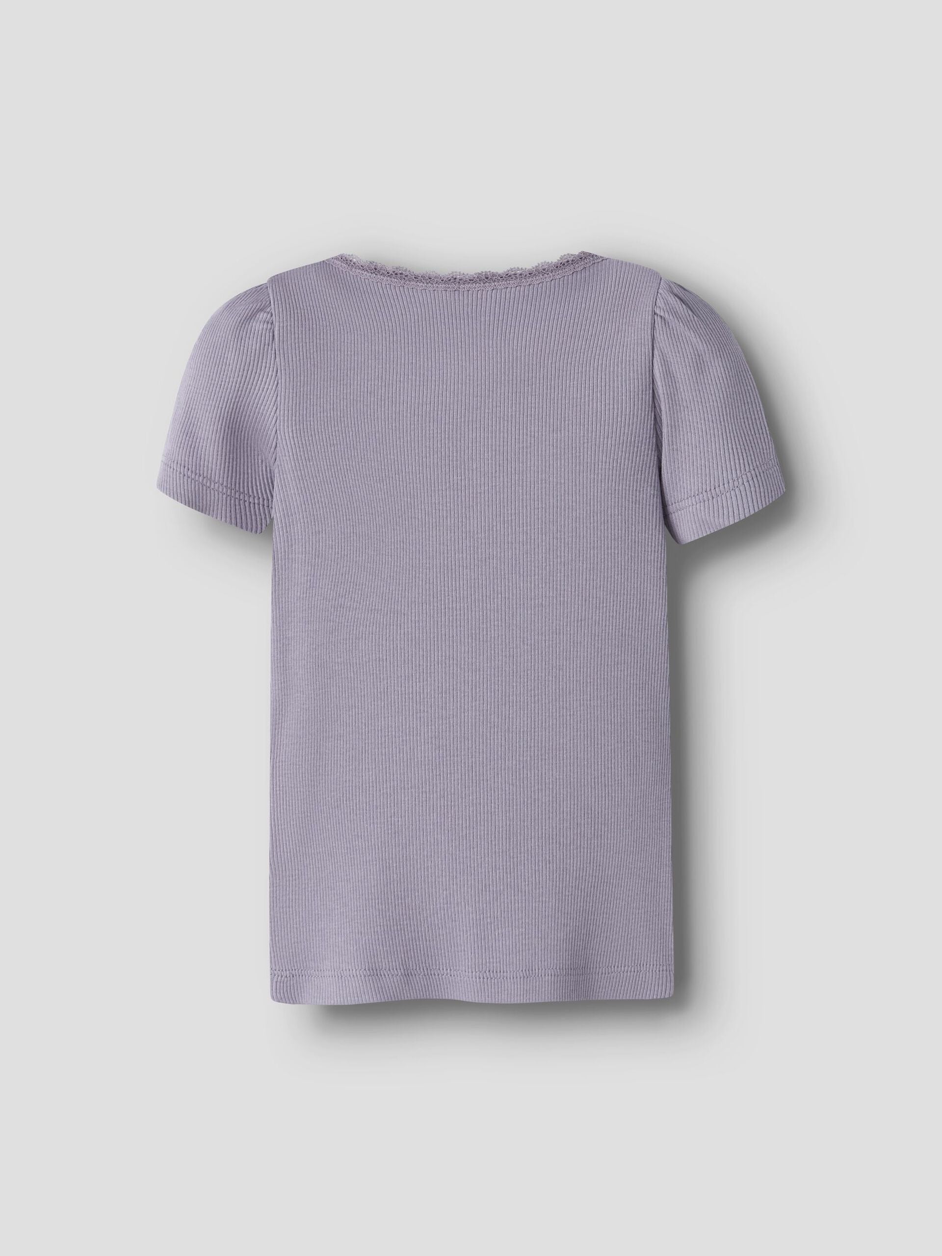 Weiches Kinder T-Shirt aus Rippstoff von NAME IT erhältlich bei Bärechind Winterthur Zürich Schweiz